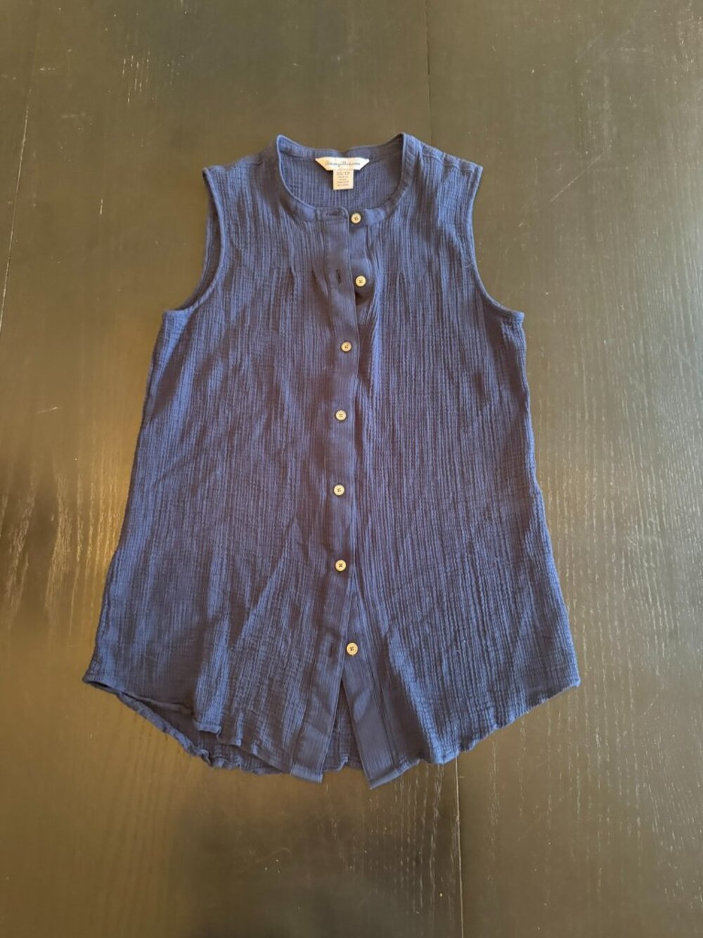 Tommy Bahama XS Sleeveless Blue Gauze Button-Down Top (57)
